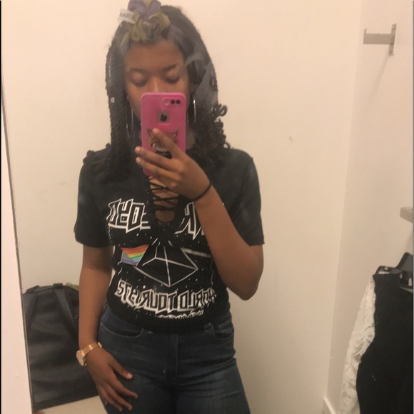 Meet your Posher, Monique - Picture 4 of 5